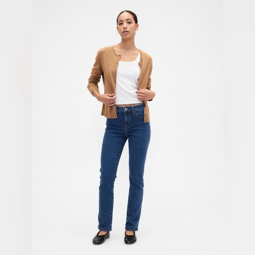 GAP Women's Straight Leg Jeans in Blue